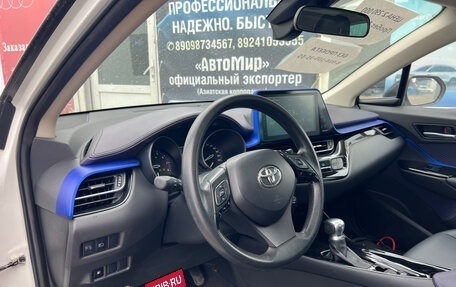 Toyota C-HR I рестайлинг, 2021 год, 2 298 000 рублей, 13 фотография