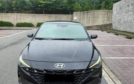 Hyundai Avante, 2021 год, 1 850 000 рублей, 2 фотография