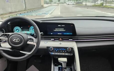 Hyundai Avante, 2021 год, 1 850 000 рублей, 8 фотография