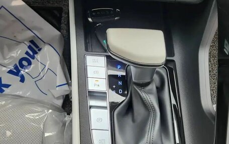 Hyundai Avante, 2021 год, 1 850 000 рублей, 15 фотография