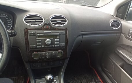 Ford Focus II рестайлинг, 2005 год, 420 000 рублей, 5 фотография