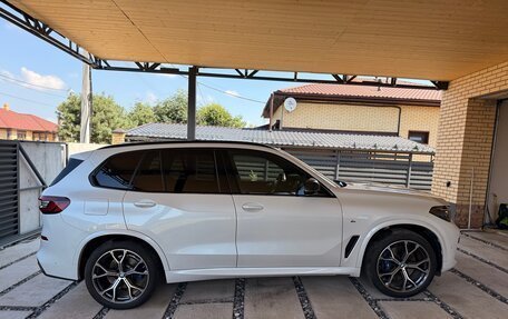 BMW X5, 2022 год, 9 000 000 рублей, 2 фотография