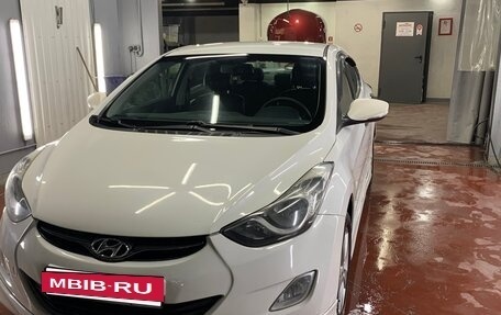 Hyundai Avante, 2011 год, 749 000 рублей, 3 фотография