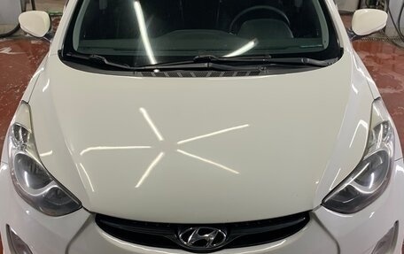 Hyundai Avante, 2011 год, 749 000 рублей, 2 фотография