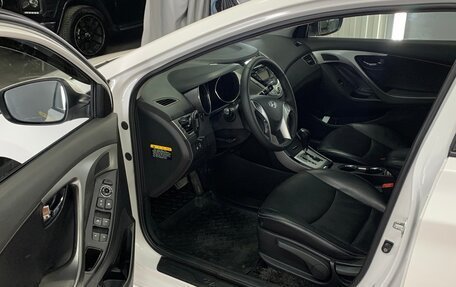 Hyundai Avante, 2011 год, 749 000 рублей, 7 фотография
