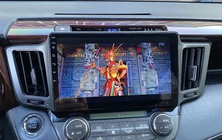 Toyota RAV4, 2013 год, 1 850 000 рублей, 9 фотография