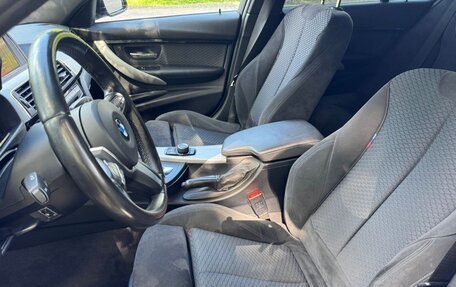 BMW 3 серия, 2016 год, 2 700 000 рублей, 2 фотография