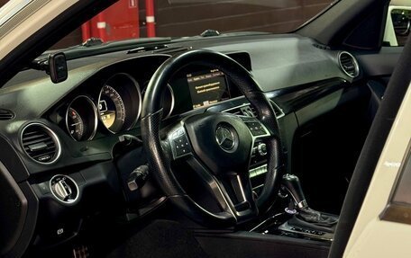 Mercedes-Benz C-Класс, 2011 год, 1 450 000 рублей, 14 фотография