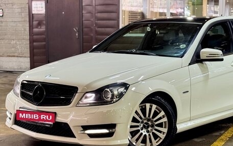 Mercedes-Benz C-Класс, 2011 год, 1 450 000 рублей, 10 фотография