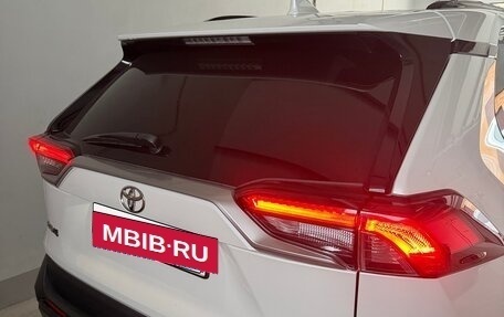 Toyota RAV4, 2020 год, 3 980 000 рублей, 3 фотография