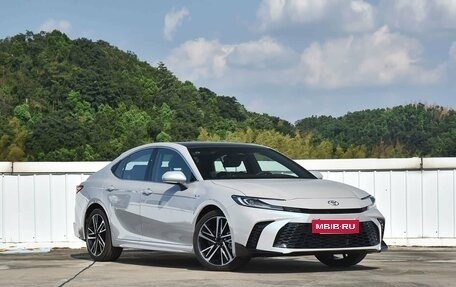 Toyota Camry, 2026 год, 5 500 000 рублей, 5 фотография