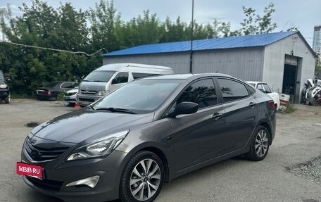 Hyundai Solaris II рестайлинг, 2015 год, 945 000 рублей, 2 фотография