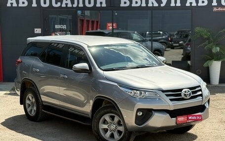 Toyota Fortuner II, 2018 год, 2 290 000 рублей, 1 фотография