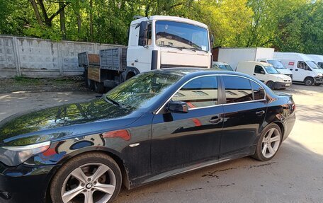 BMW 5 серия, 2005 год, 1 000 000 рублей, 3 фотография