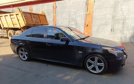 BMW 5 серия, 2005 год, 1 000 000 рублей, 4 фотография