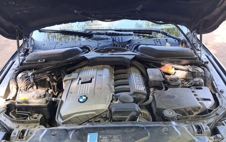 BMW 5 серия, 2005 год, 1 000 000 рублей, 10 фотография