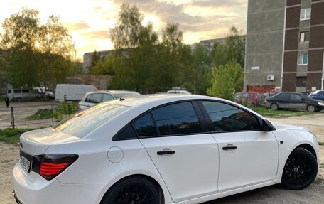 Chevrolet Cruze II, 2011 год, 700 000 рублей, 5 фотография