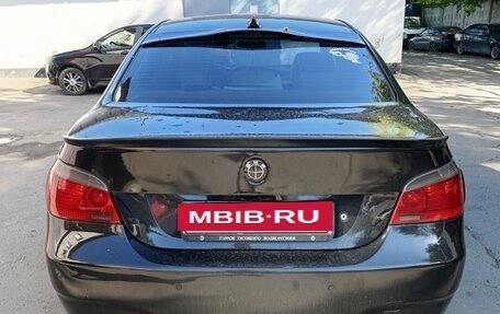 BMW 5 серия, 2005 год, 1 000 000 рублей, 2 фотография