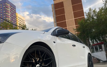 Chevrolet Cruze II, 2011 год, 700 000 рублей, 8 фотография