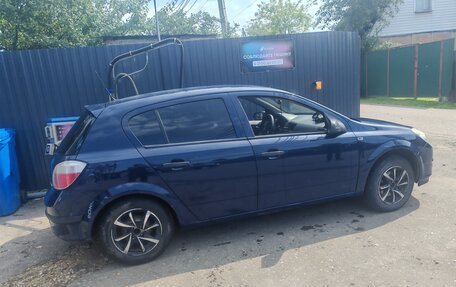 Opel Astra H, 2004 год, 330 000 рублей, 2 фотография