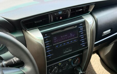 Toyota Fortuner II, 2018 год, 2 290 000 рублей, 10 фотография