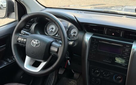 Toyota Fortuner II, 2018 год, 2 290 000 рублей, 25 фотография