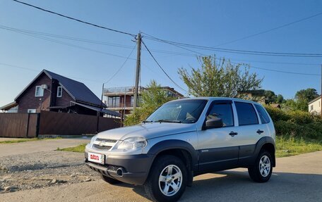 Chevrolet Niva I рестайлинг, 2018 год, 850 000 рублей, 7 фотография