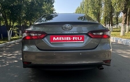 Toyota Camry, 2022 год, 3 950 000 рублей, 3 фотография