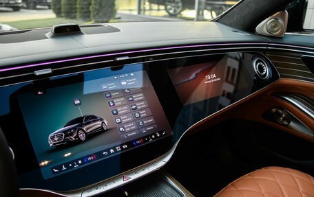 Mercedes-Benz S-Класс, 2026 год, 33 500 000 рублей, 17 фотография