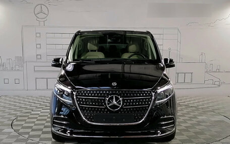 Mercedes-Benz V-Класс, 2024 год, 15 950 000 рублей, 1 фотография