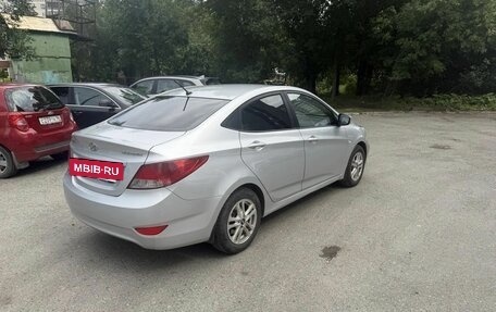 Hyundai Solaris II рестайлинг, 2011 год, 680 000 рублей, 7 фотография