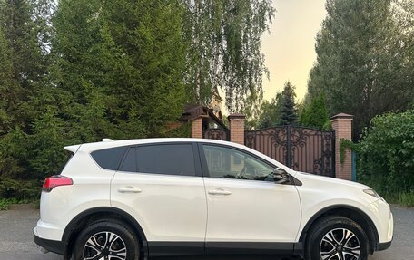 Toyota RAV4, 2015 год, 1 650 000 рублей, 6 фотография