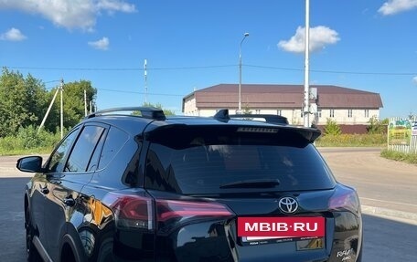 Toyota RAV4, 2019 год, 2 600 000 рублей, 3 фотография