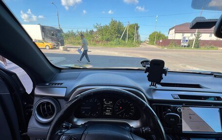 Toyota RAV4, 2019 год, 2 600 000 рублей, 9 фотография
