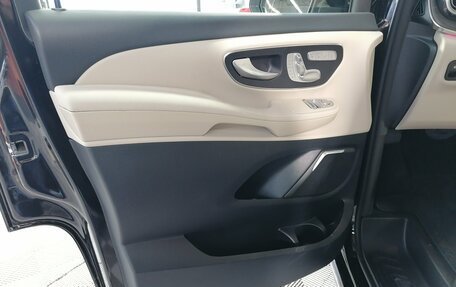 Mercedes-Benz V-Класс, 2024 год, 15 950 000 рублей, 14 фотография