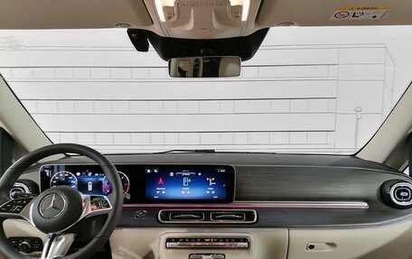 Mercedes-Benz V-Класс, 2024 год, 15 950 000 рублей, 9 фотография