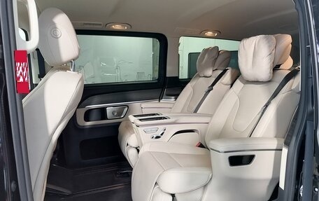 Mercedes-Benz V-Класс, 2024 год, 15 950 000 рублей, 16 фотография