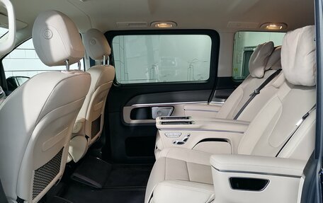 Mercedes-Benz V-Класс, 2024 год, 15 950 000 рублей, 17 фотография