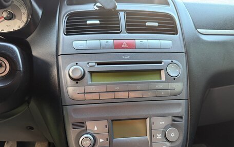 Fiat Linea, 2011 год, 525 000 рублей, 32 фотография