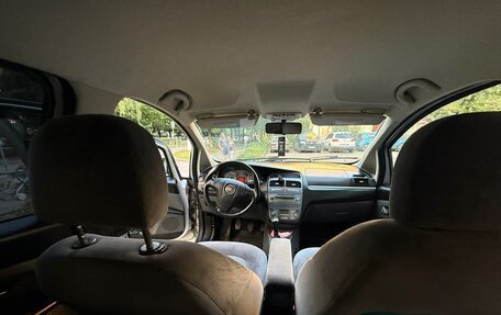 Fiat Linea, 2011 год, 525 000 рублей, 28 фотография