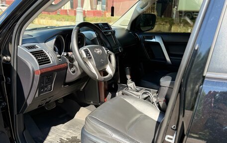 Toyota Land Cruiser Prado 150 рестайлинг 2, 2015 год, 3 550 000 рублей, 7 фотография