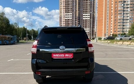 Toyota Land Cruiser Prado 150 рестайлинг 2, 2015 год, 3 550 000 рублей, 5 фотография