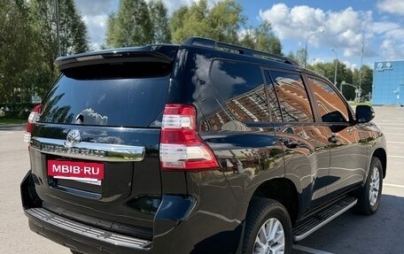Toyota Land Cruiser Prado 150 рестайлинг 2, 2015 год, 3 550 000 рублей, 4 фотография