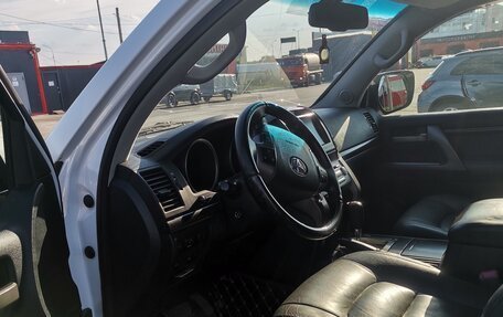 Toyota Land Cruiser 200, 2008 год, 2 250 000 рублей, 8 фотография