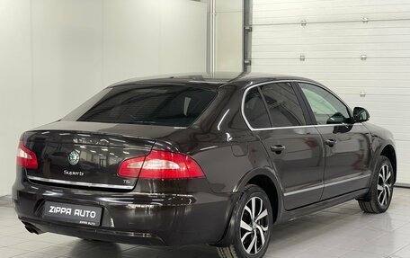 Skoda Superb III рестайлинг, 2012 год, 999 000 рублей, 4 фотография