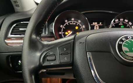 Skoda Superb III рестайлинг, 2012 год, 999 000 рублей, 12 фотография
