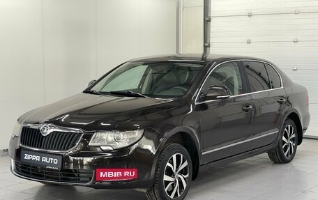 Skoda Superb III рестайлинг, 2012 год, 999 000 рублей, 3 фотография