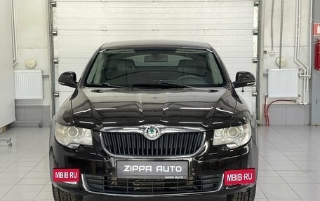 Skoda Superb III рестайлинг, 2012 год, 999 000 рублей, 2 фотография