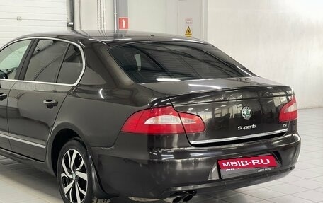 Skoda Superb III рестайлинг, 2012 год, 999 000 рублей, 7 фотография
