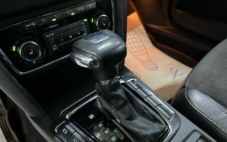 Skoda Superb III рестайлинг, 2012 год, 999 000 рублей, 17 фотография